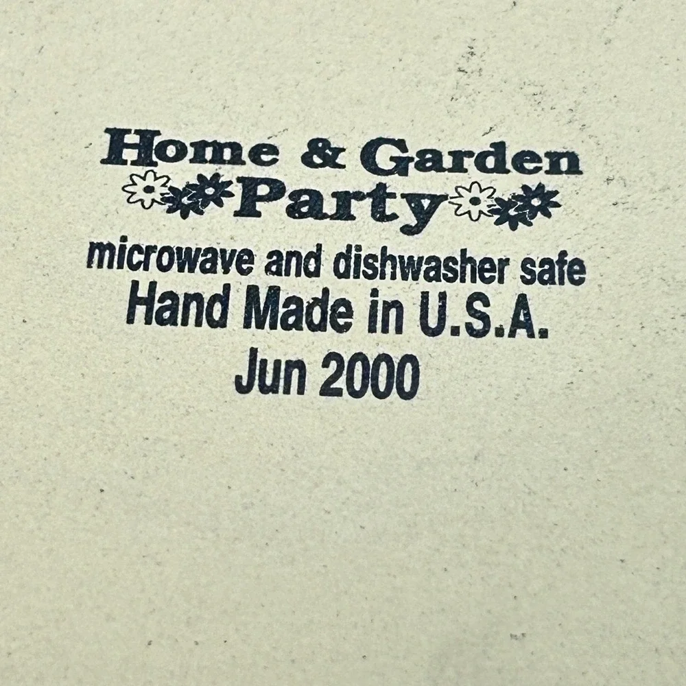 Home & Garden Party Magnolia Crock,‎ Jar, Planter, Hand Made USA, June 2000